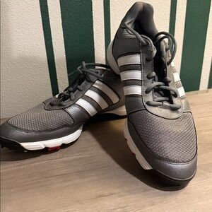 Men's Gray and White Golf Shoes